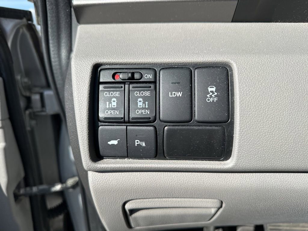 Used 2014 Honda Odyssey Touring image 19