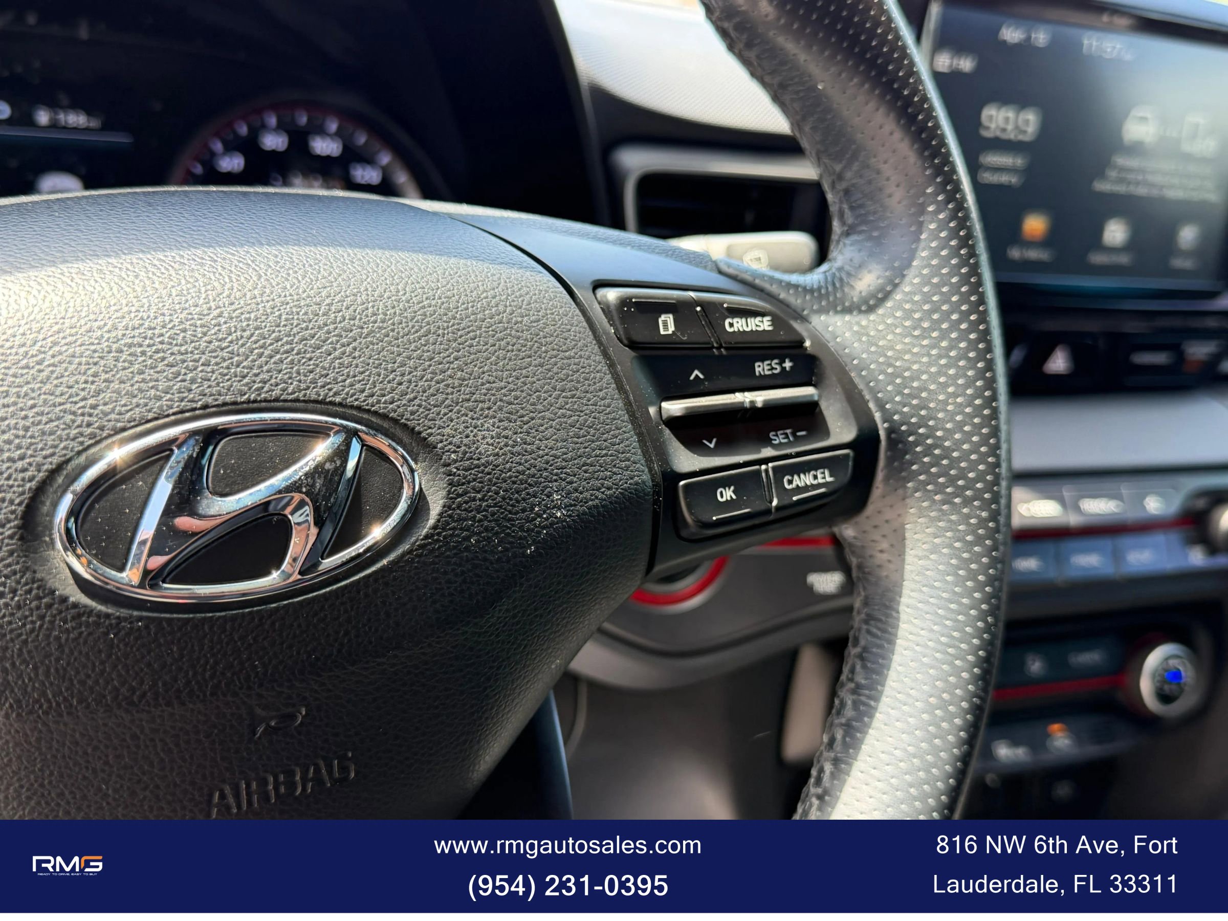 Used 2020 Hyundai Veloster Turbo FWD image 19