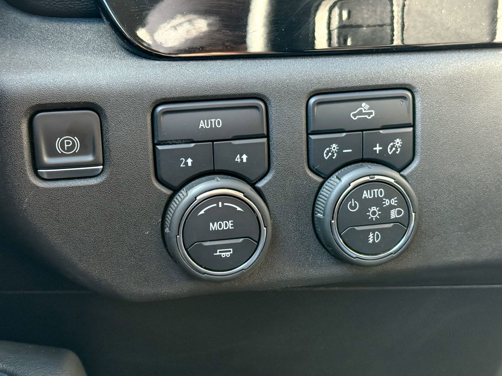 Used 2023 Chevrolet Silverado 1500 RST image 25