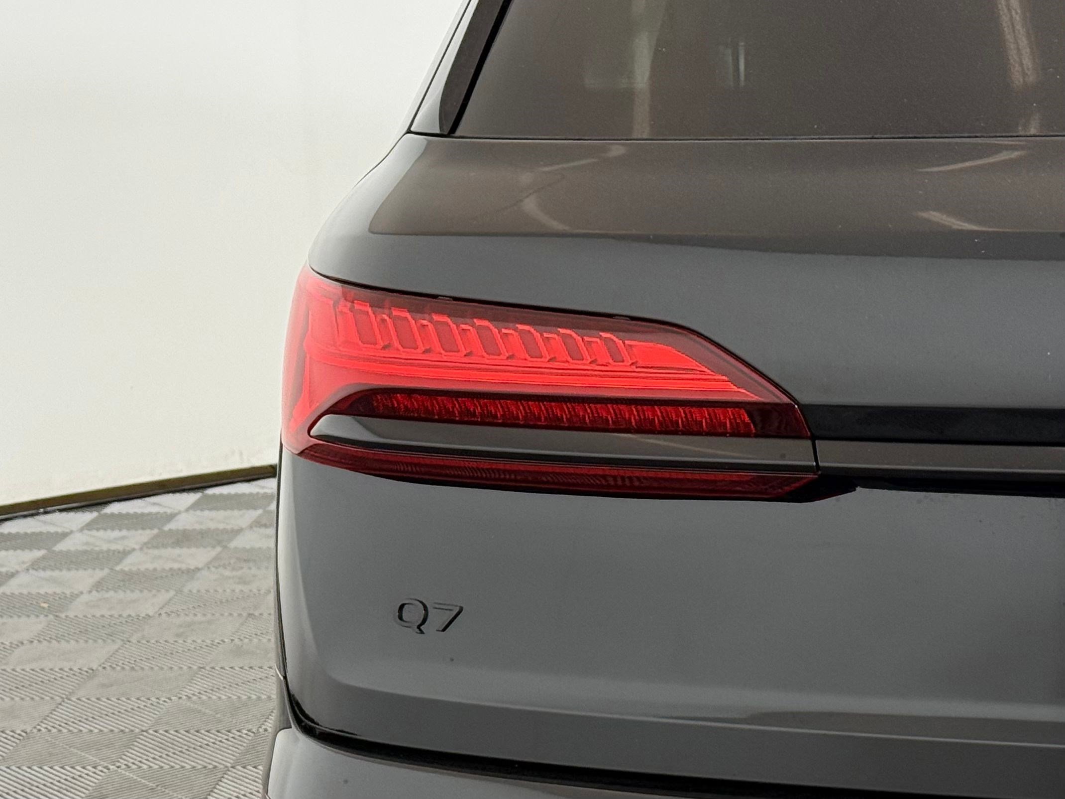 New 2026 Audi Q7 3.0T Premium Plus image 13