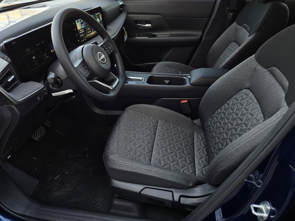 New 2026 Nissan Kicks SV FWD image 18