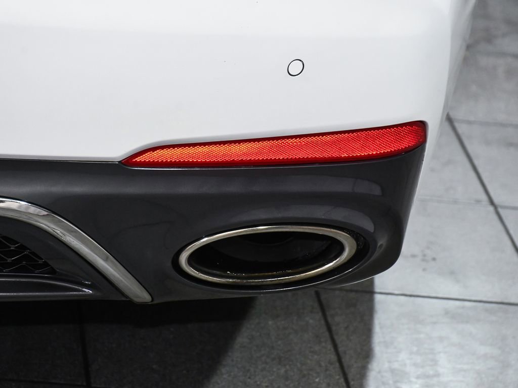 Used 2020 Genesis G70 3.3T w/ Prestige Package image 83