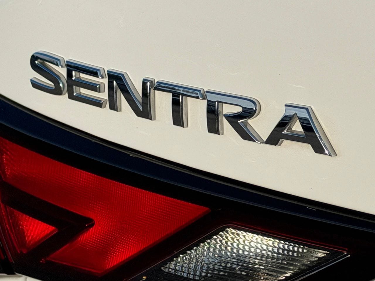 Certified 2024 Nissan Sentra SV FWD image 10