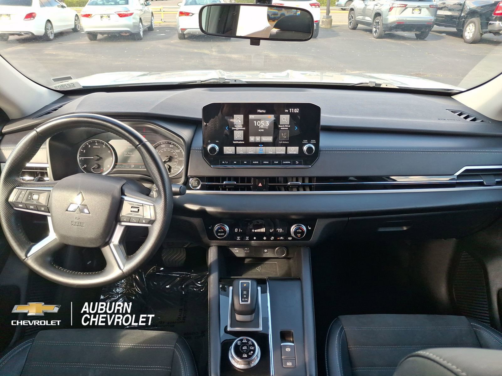 Used 2024 Mitsubishi Outlander SE AWD/4WD image 9