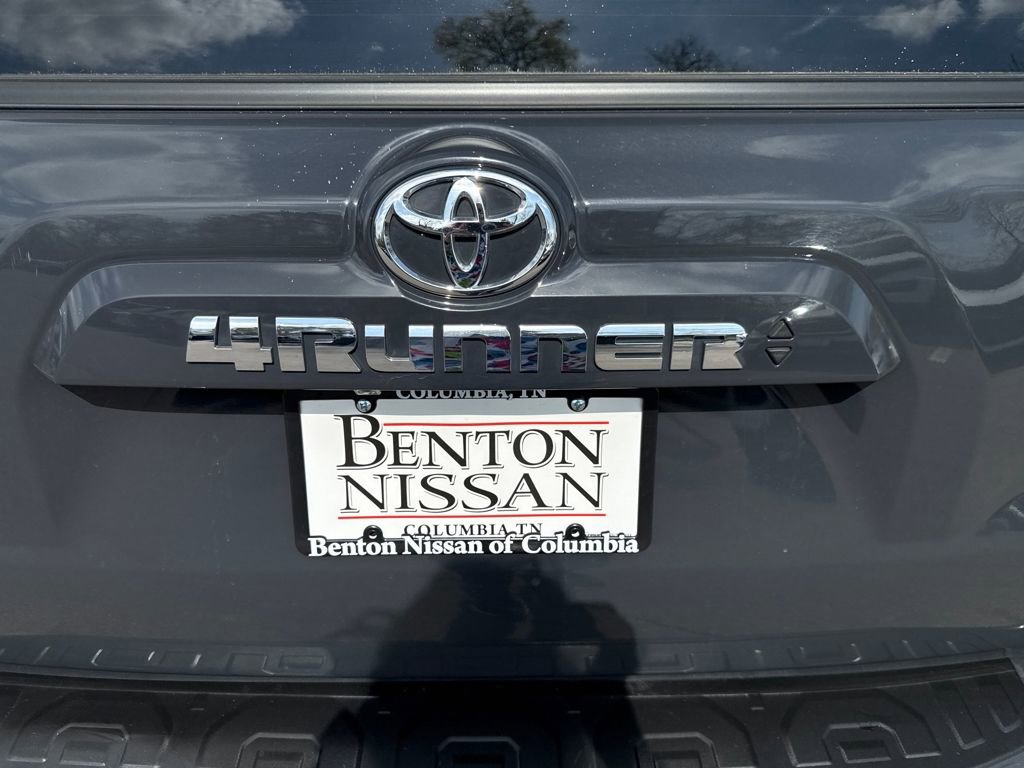 Used 2024 Toyota 4Runner SR5 AWD/4WD image 39