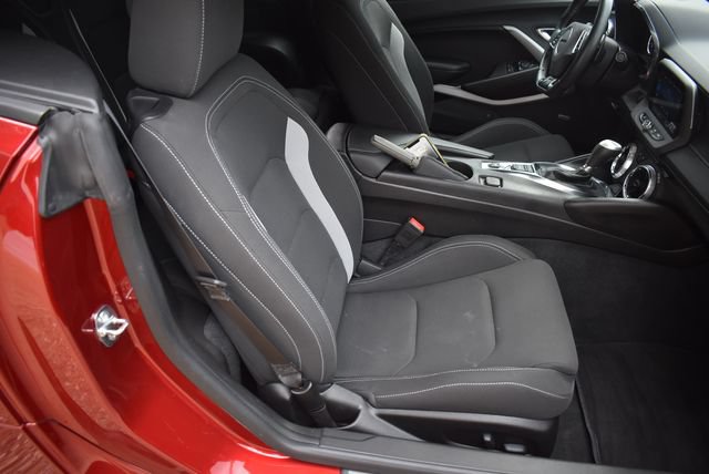 Used 2023 Chevrolet Camaro LT w/ Technology Package RWD image 21
