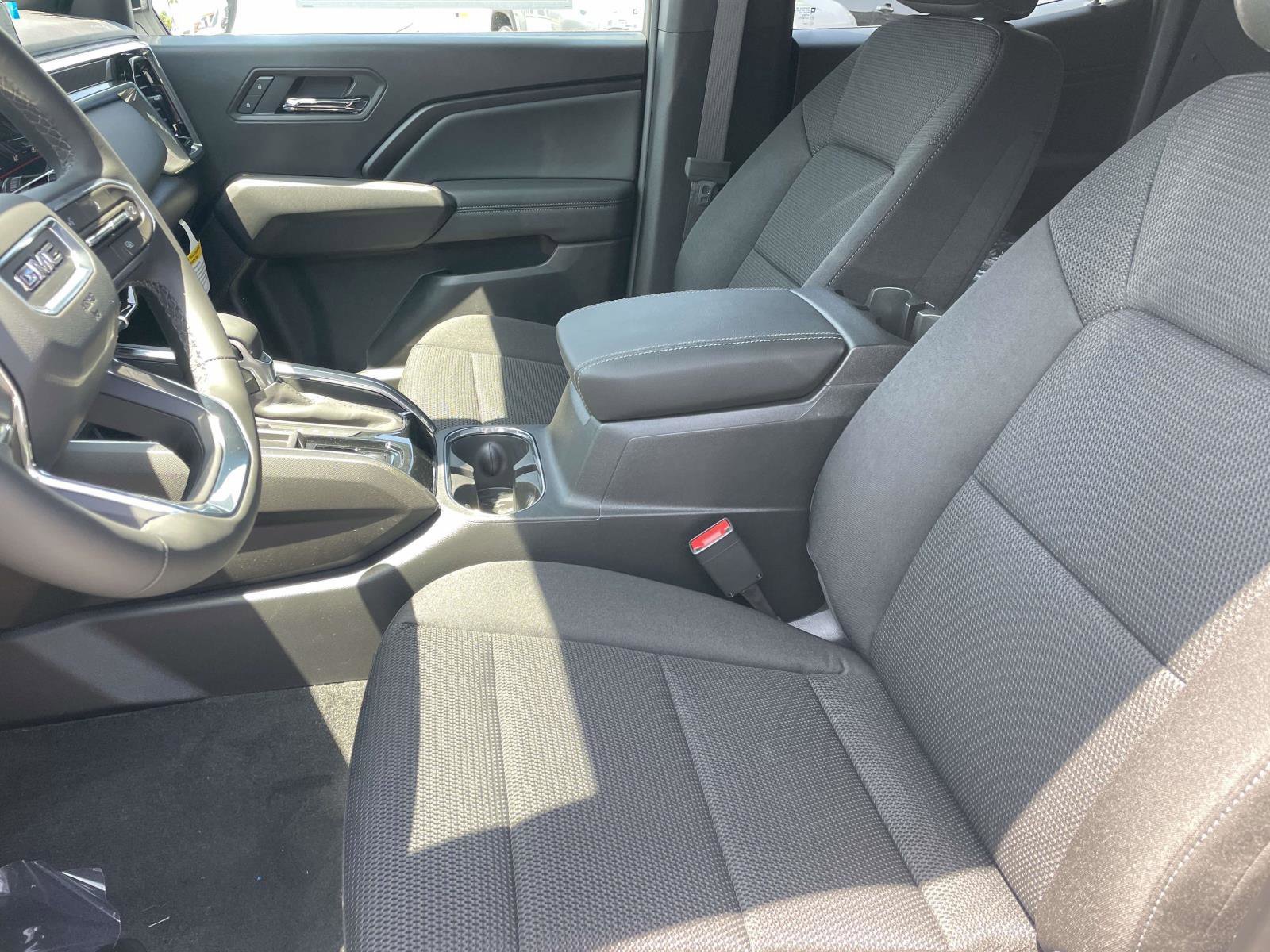 New 2026 GMC Canyon Elevation w/ Convenience Package RWD image 21