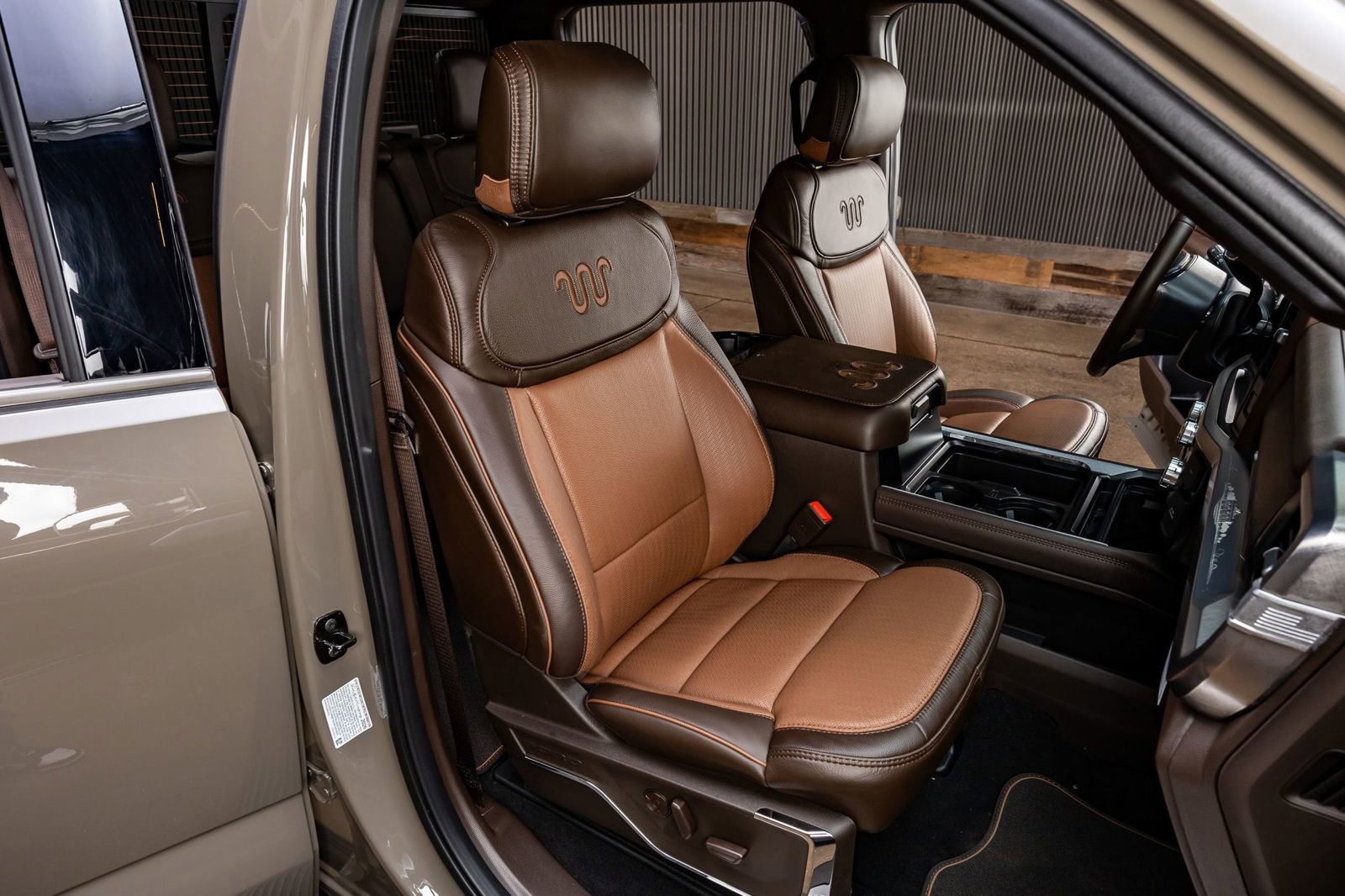 Used 2026 Ford F450 King Ranch w/ Chrome Package image 31