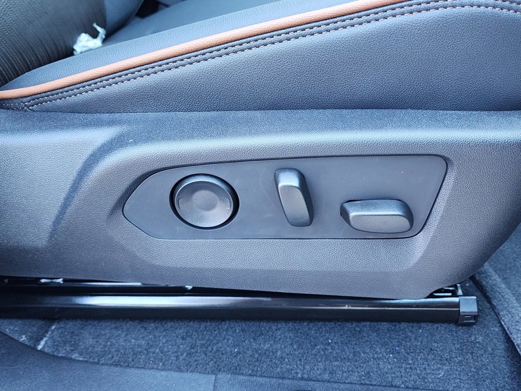 New 2026 GMC Canyon AT4 w/ Technology Plus Package image 43