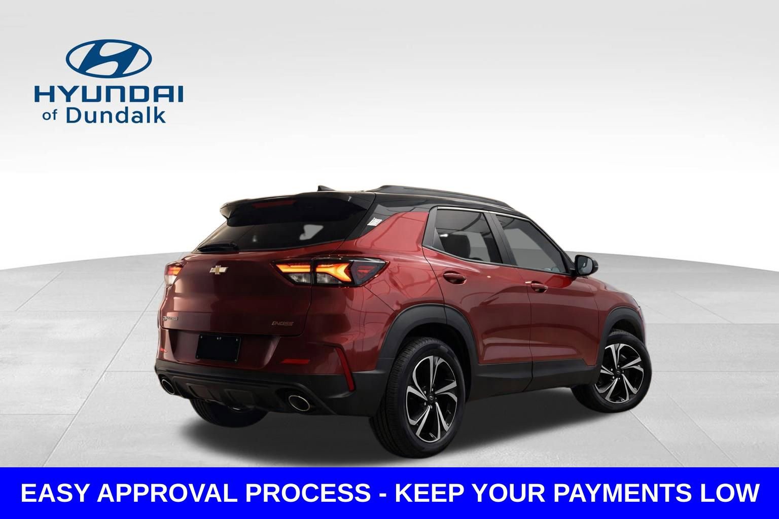 Used 2021 Chevrolet TrailBlazer RS w/ Sun and Liftgate Package AWD/4WD image 2