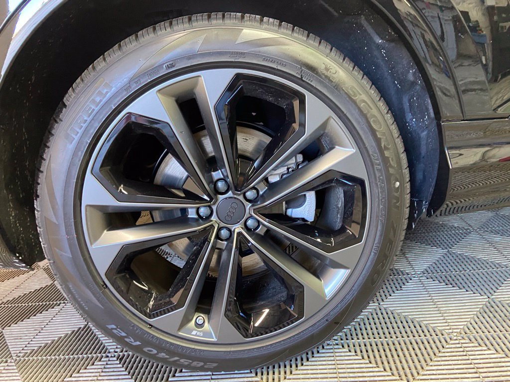 New 2026 Audi Q7 3.0T Prestige AWD/4WD image 9
