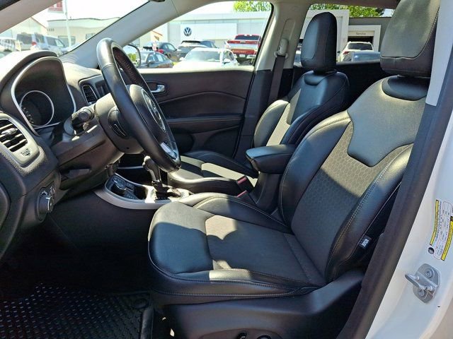 Certified 2019 Jeep Compass Latitude w/ Popular Equipment Group AWD/4WD image 17