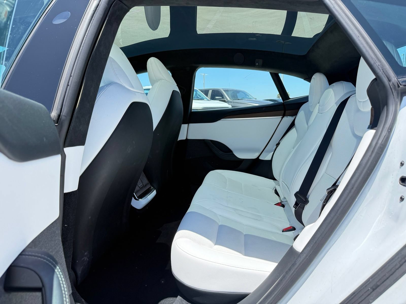 Used 2023 Tesla Model S Standard Range AWD/4WD image 6