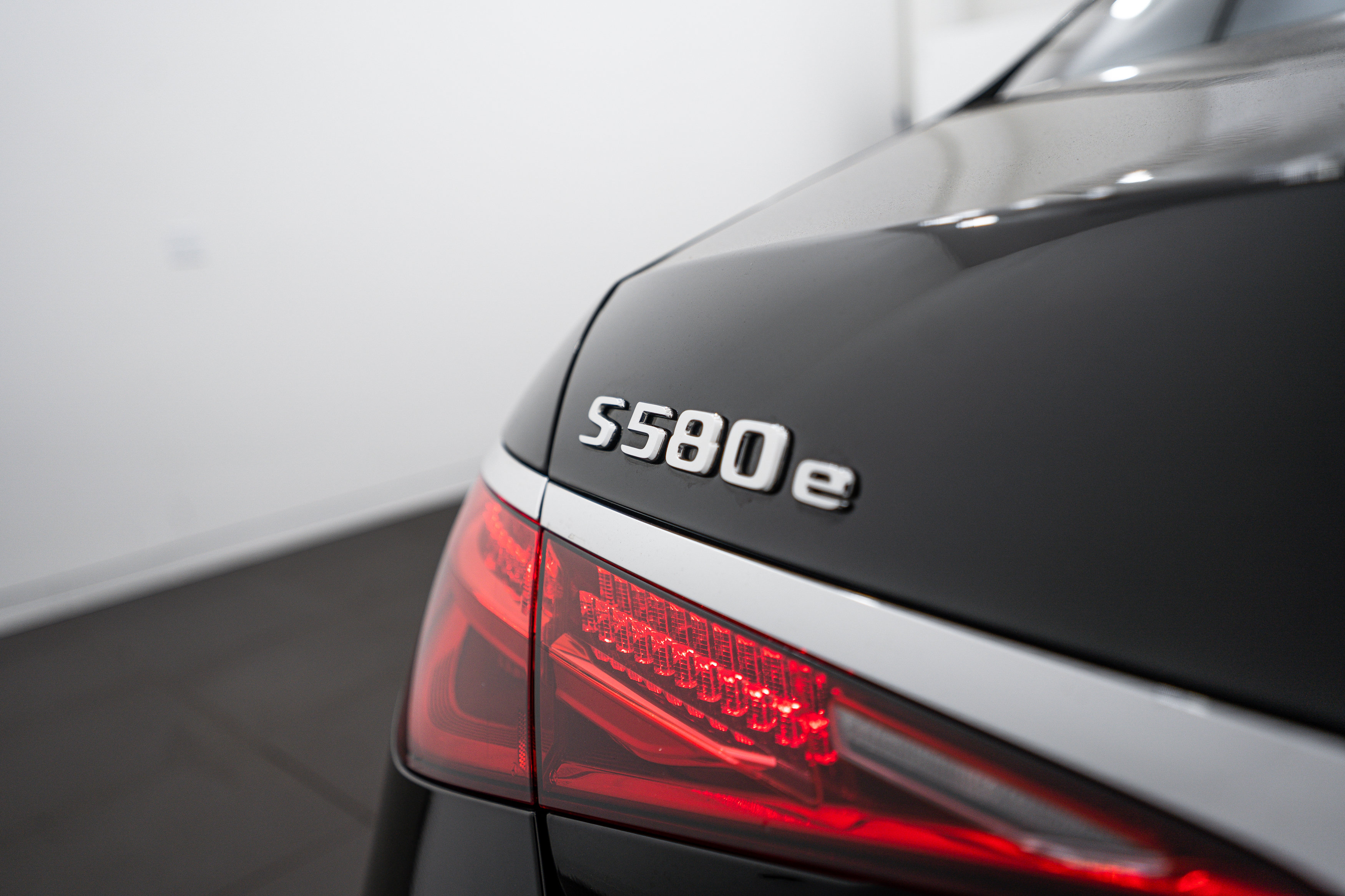 Used 2024 Mercedes-Benz S 580e 4MATIC Sedan image 27