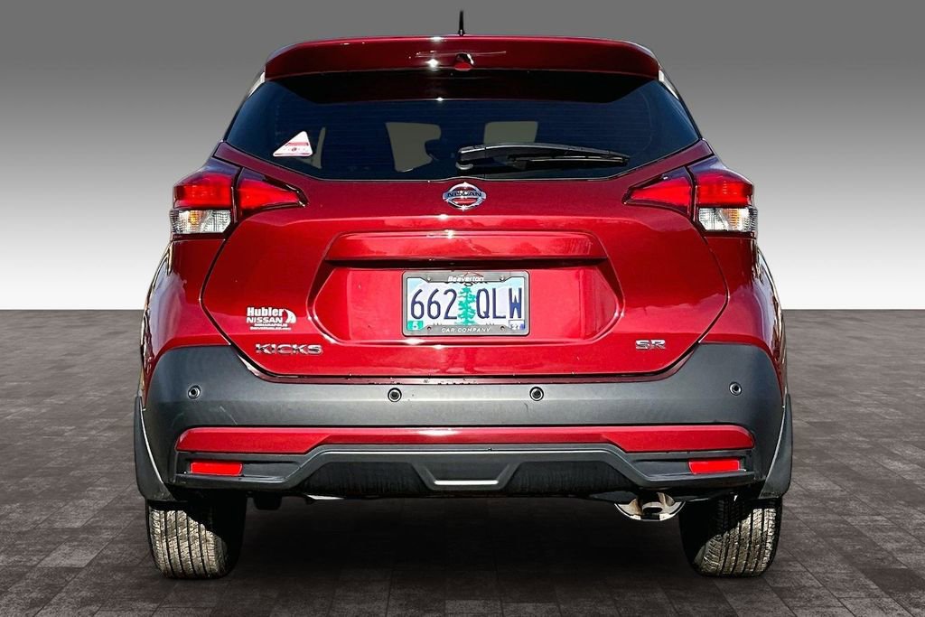 Used 2020 Nissan Kicks SR w/ SR Premium Package image 6