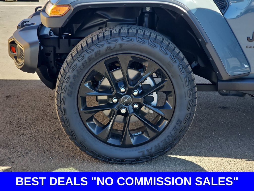 Used 2025 Jeep Gladiator Sport AWD/4WD image 35