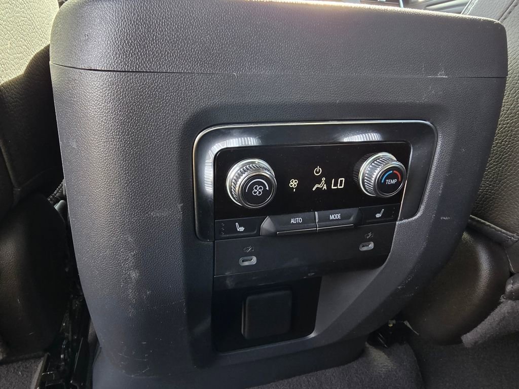 Used 2022 GMC Yukon Denali image 26