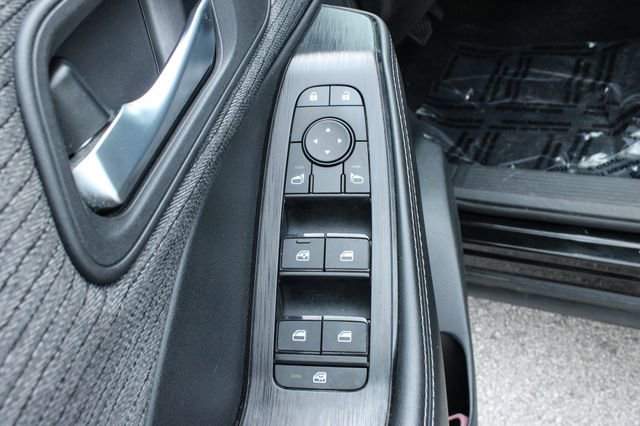 Used 2021 Nissan Rogue SV AWD/4WD image 11