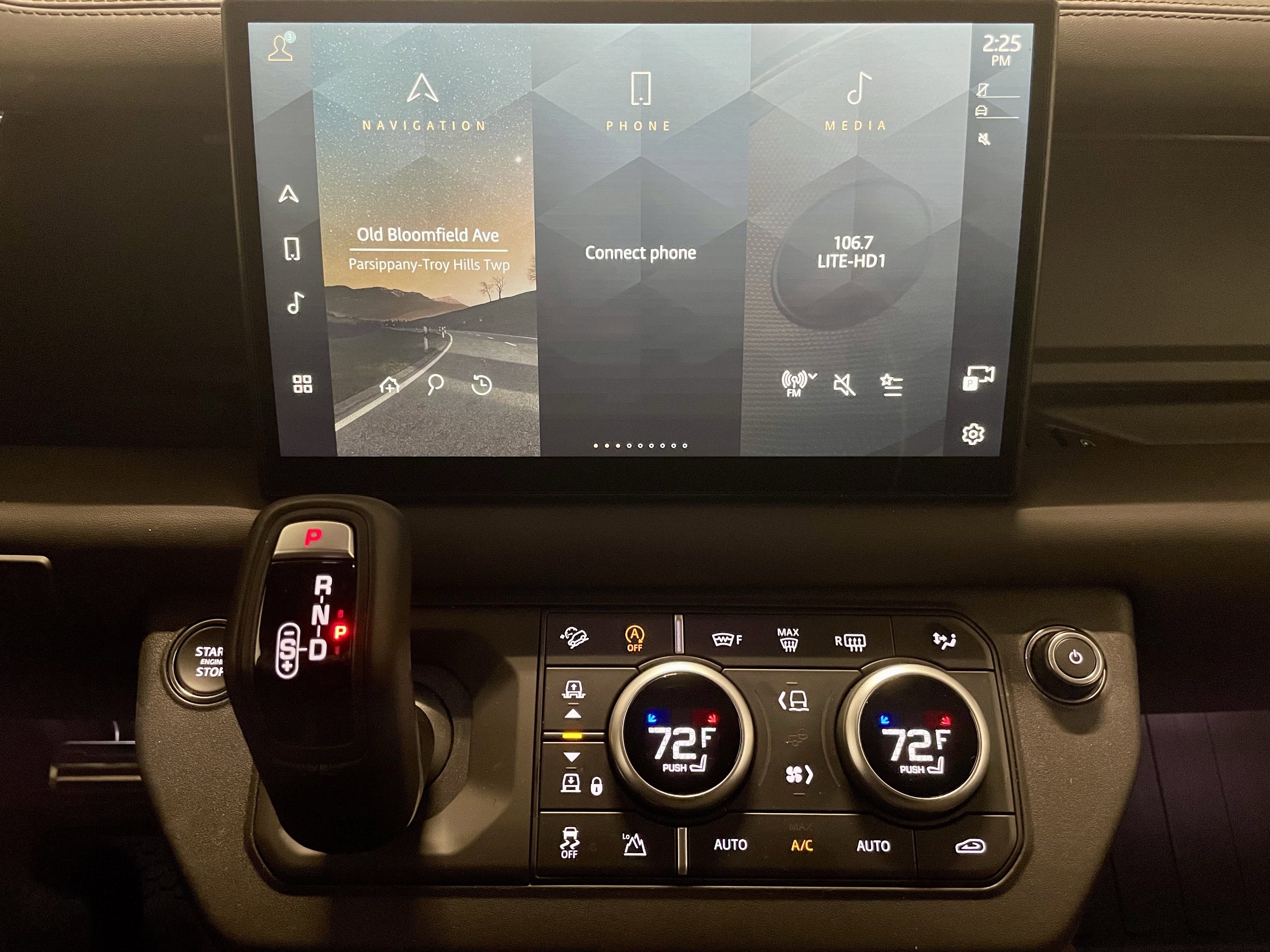 Certified 2024 Land Rover Defender 130 X image 19