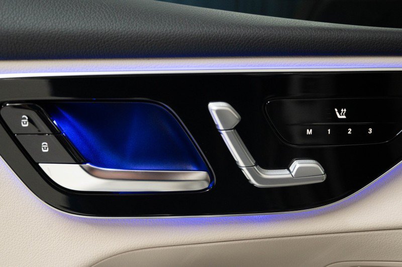 New 2026 Mercedes-Benz GLC 300 image 18