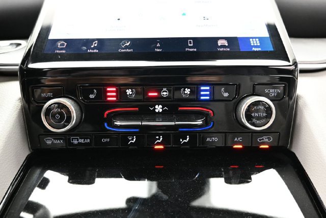 Used 2022 Jeep Grand Cherokee L Overland w/ Luxury Tech Group IV AWD/4WD image 45