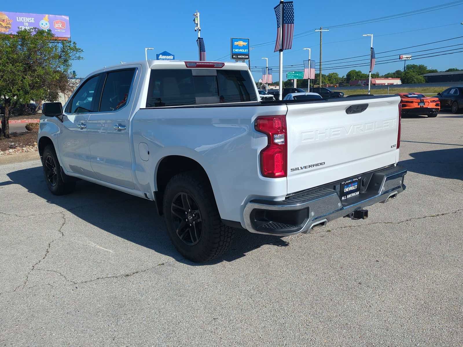 Used 2024 Chevrolet Silverado 1500 LTZ AWD/4WD image 6