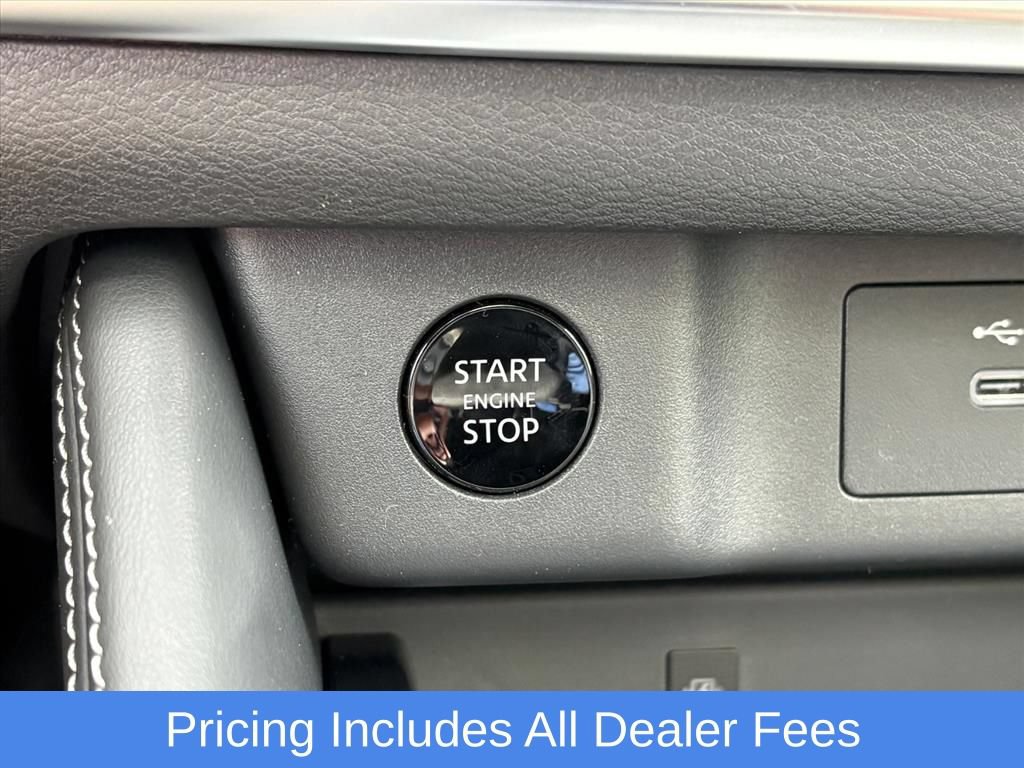 Used 2026 Nissan Rogue Platinum w/ Platinum Premium Package AWD/4WD image 14