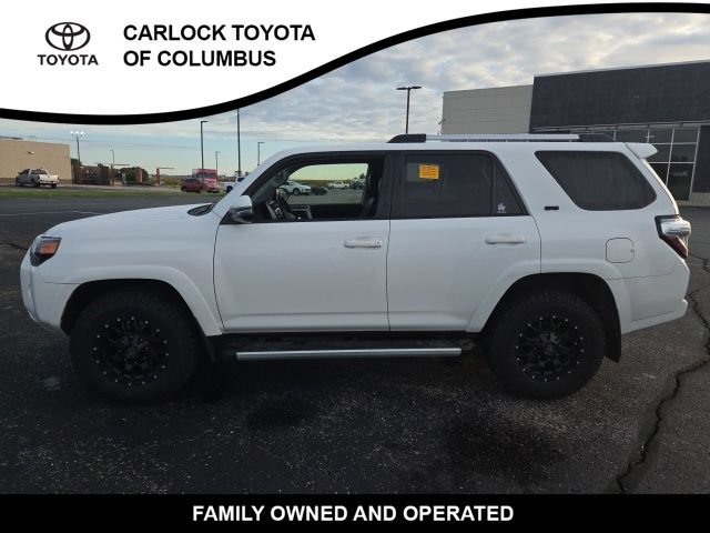 Used 2019 Toyota 4Runner SR5 Premium AWD/4WD image 3