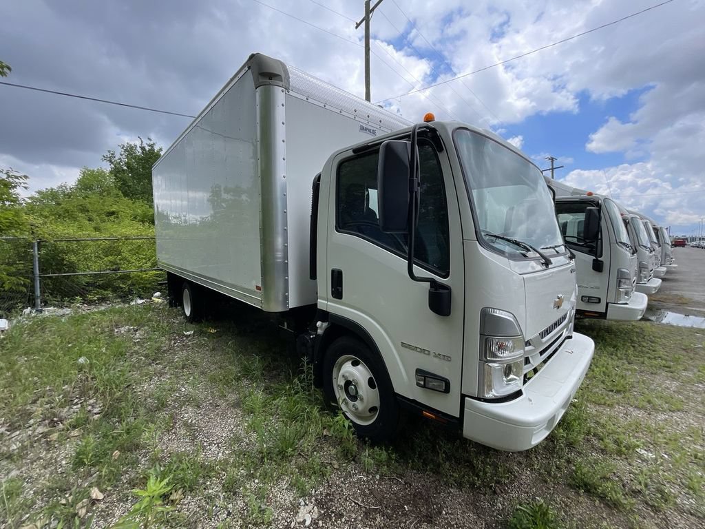 New 2024 Chevrolet Low Cab Forward 5500XG RWD image 2