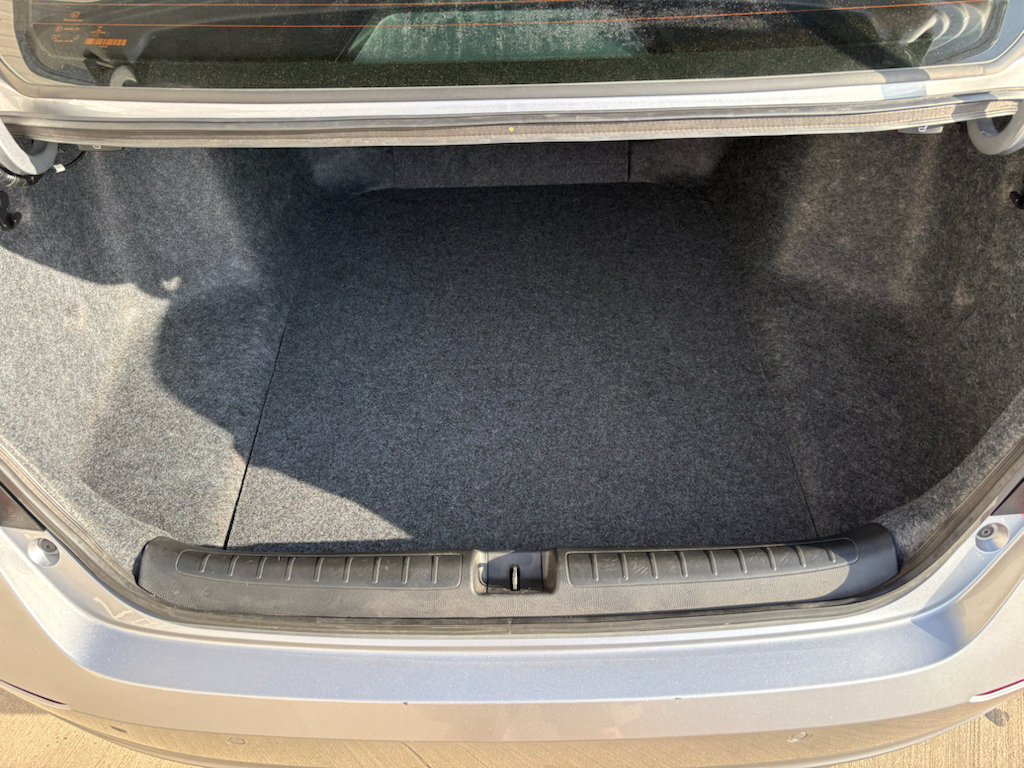Certified 2021 Honda Accord Touring image 32