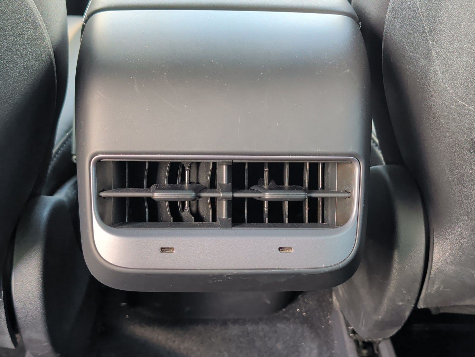 Used 2023 Tesla Model Y Long Range AWD/4WD image 24