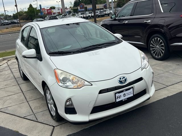 Used 2012 Toyota Prius C Three FWD image 5
