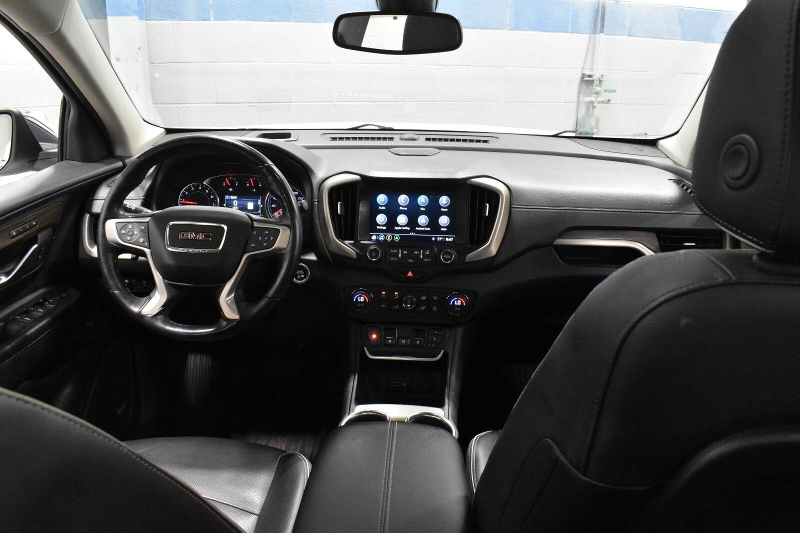 Used 2018 GMC Terrain Denali w/ Advanced Safety Package AWD/4WD image 6