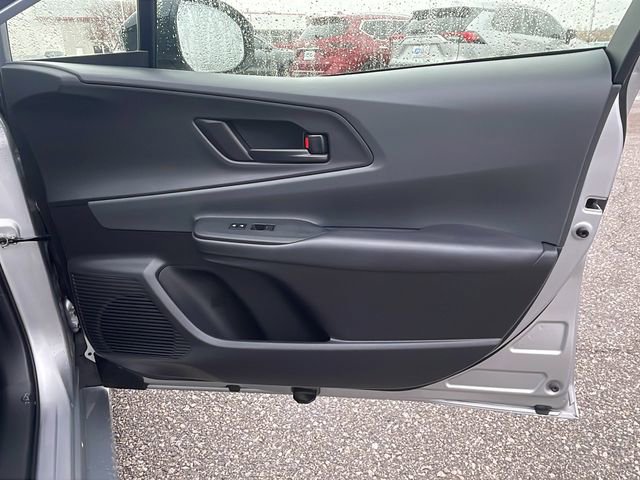 Used 2024 Toyota Prius image 13