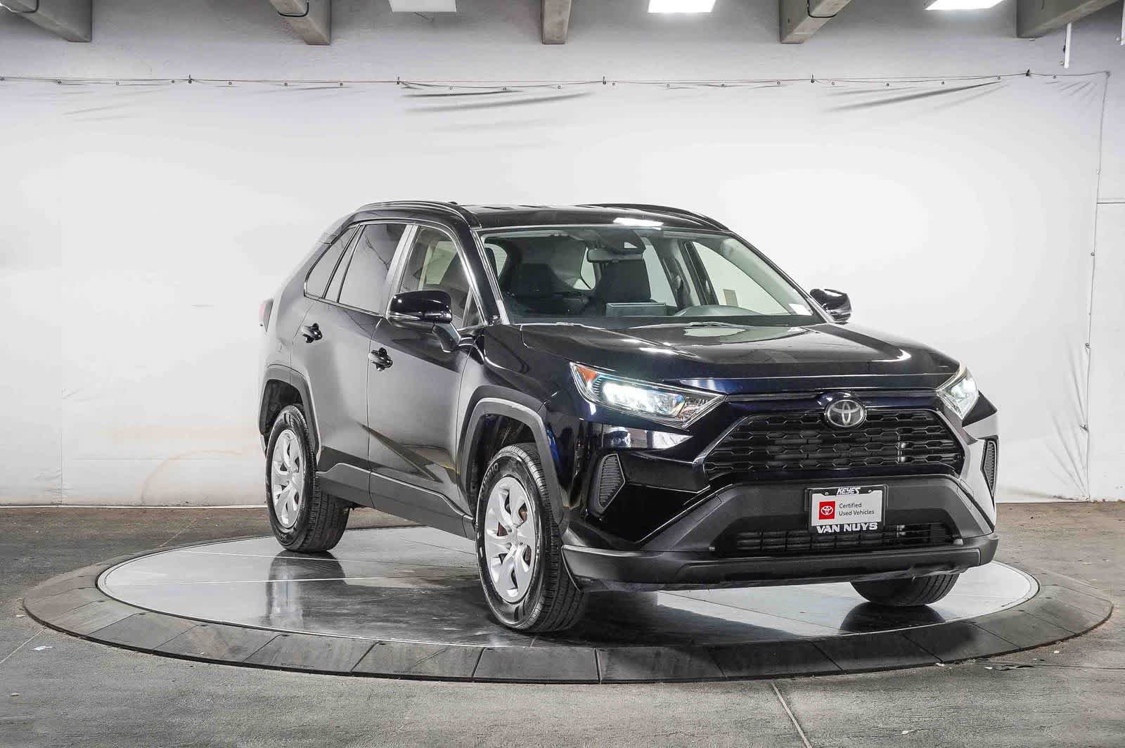 Certified 2019 Toyota RAV4 LE w/ Carpet Mat Package FWD image 6