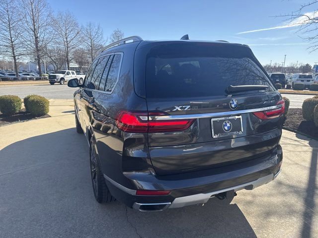 Used 2022 BMW X7 xDrive40i w/ Premium Package image 28