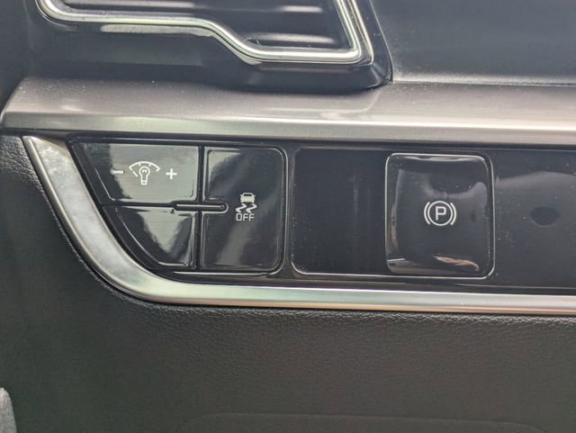 Used 2024 Kia Sportage EX image 25