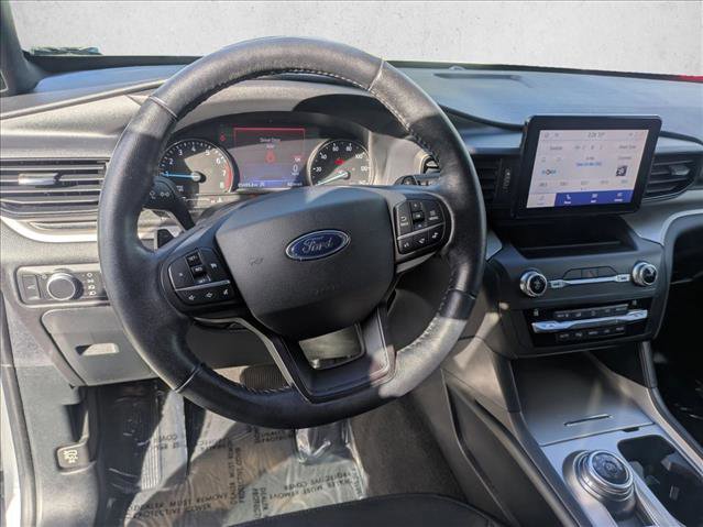 Used 2020 Ford Explorer XLT RWD image 14