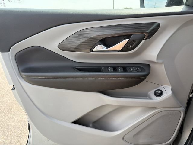 Used 2022 GMC Terrain SLE w/ Driver Convenience Package FWD image 16