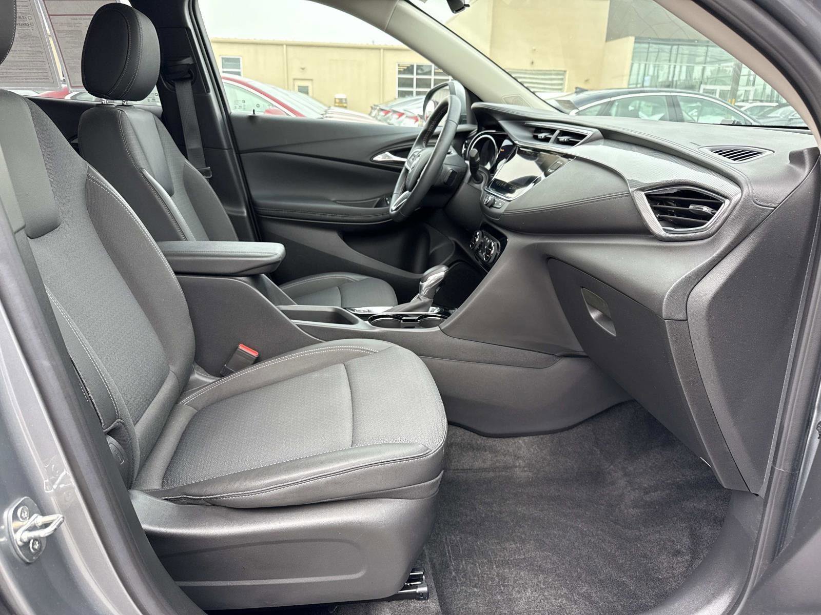 Used 2023 Buick Encore GX Select w/ Safety Package II image 19