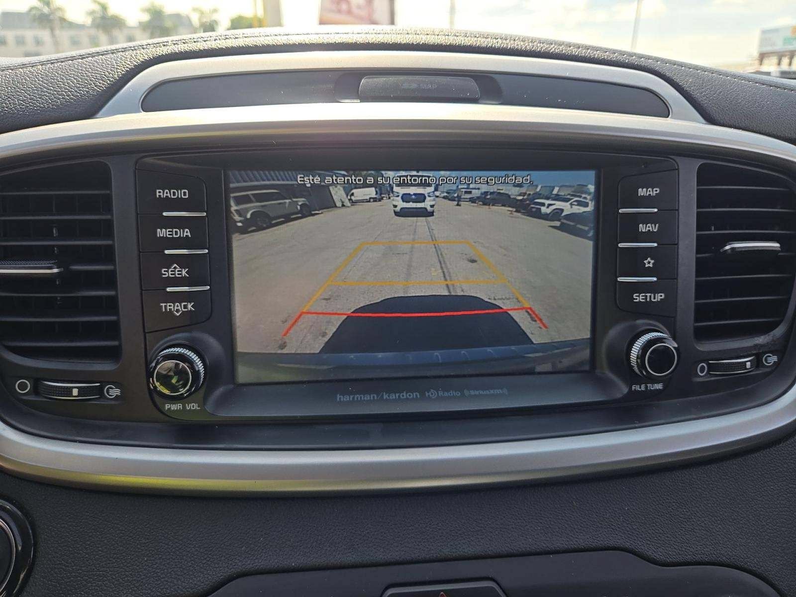Used 2019 Kia Sorento SX AWD/4WD image 10
