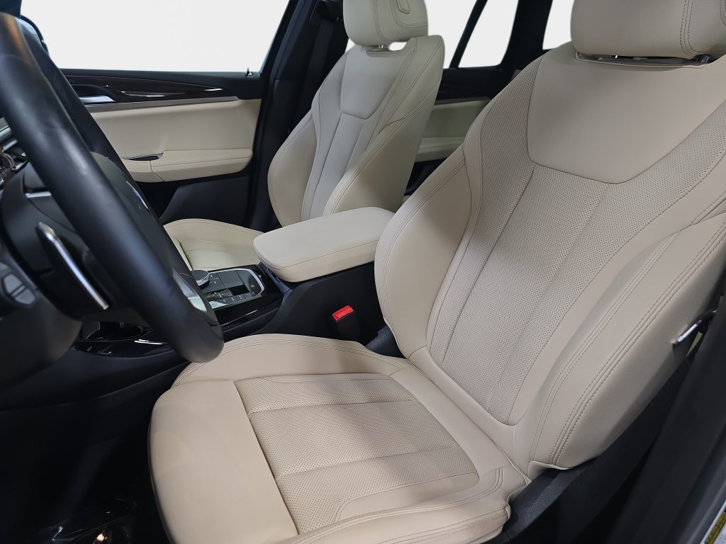Used 2024 BMW X3 sDrive30i w/ Convenience Package RWD image 17