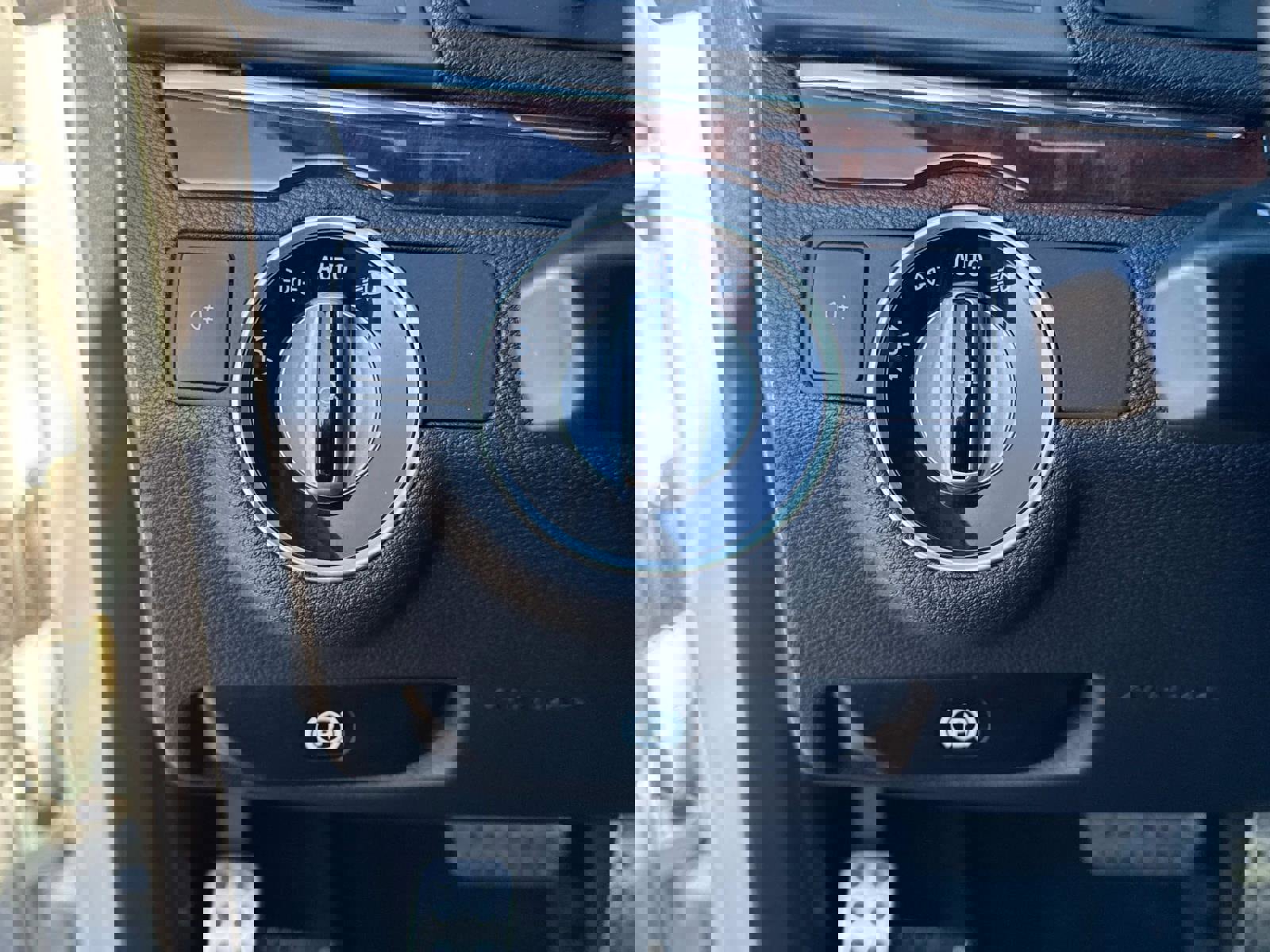 Used 2011 Mercedes-Benz E 550 E 550 image 27