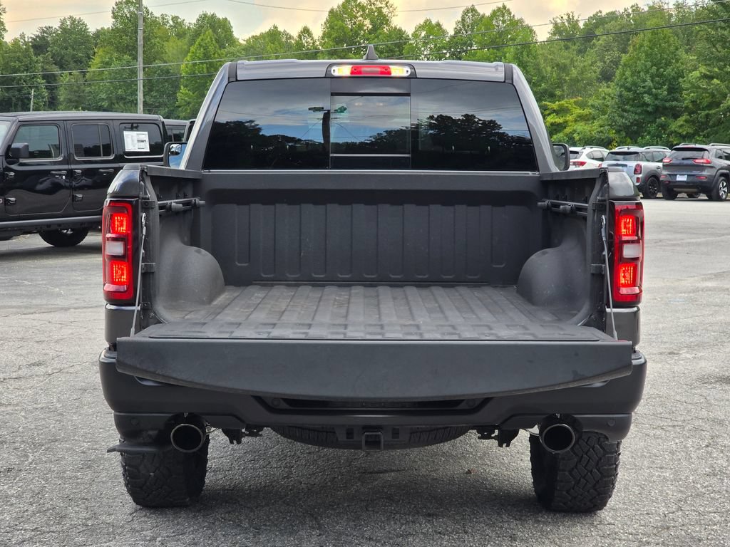 Used 2025 RAM 1500 Warlock AWD/4WD image 12