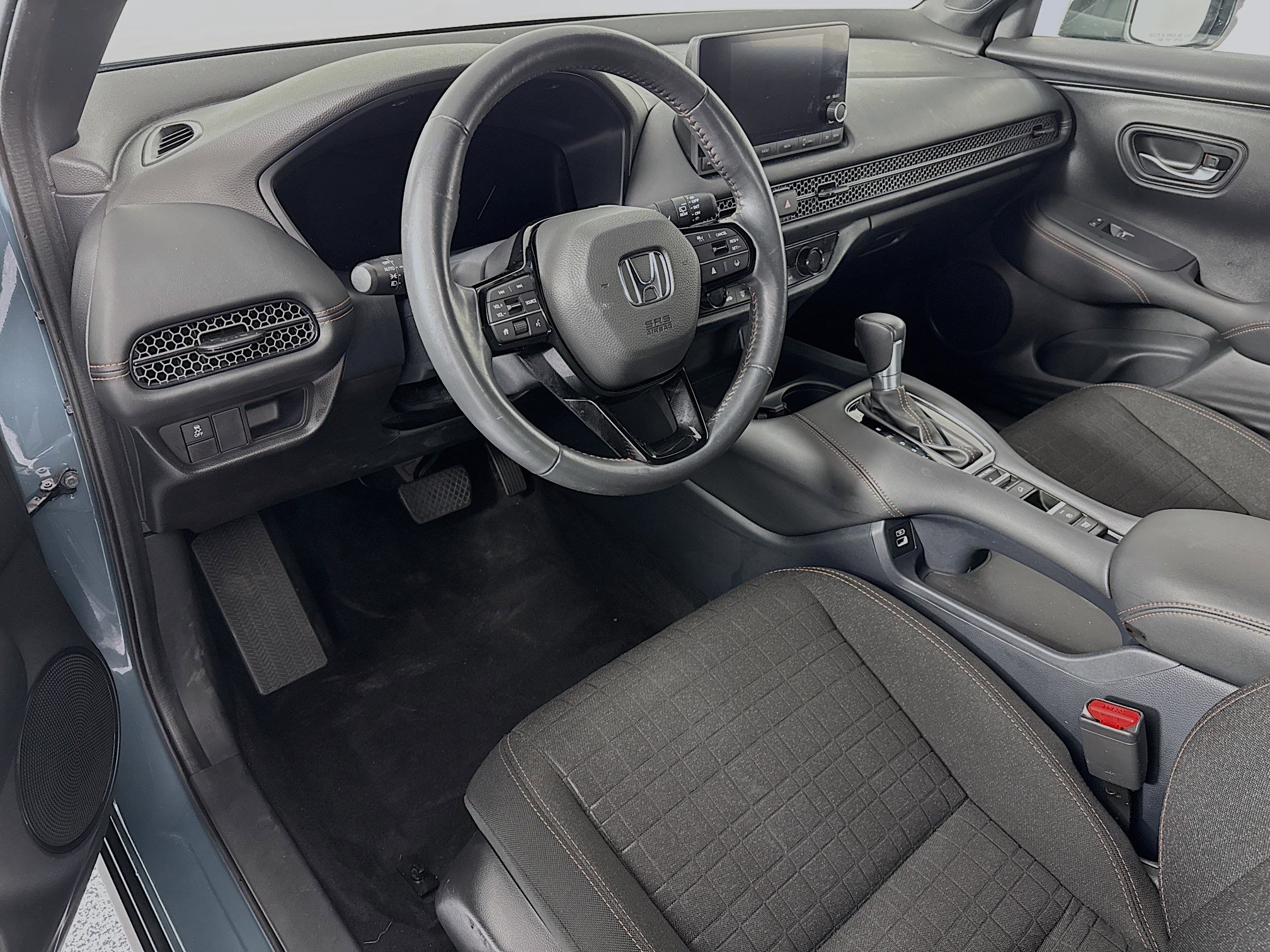 Used 2023 Honda HR-V Sport image 9