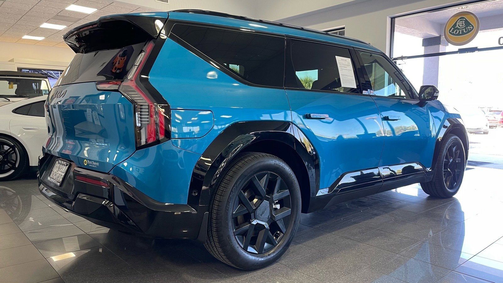 Used 2026 Kia EV9 Land w/ Nightfall Edition Package image 4