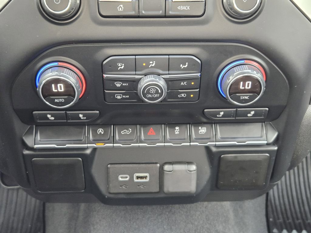 Used 2019 Chevrolet Silverado 1500 LT w/ Texas Edition RWD image 17