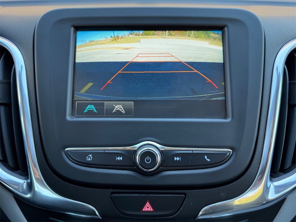 Used 2018 Chevrolet Equinox LS image 11