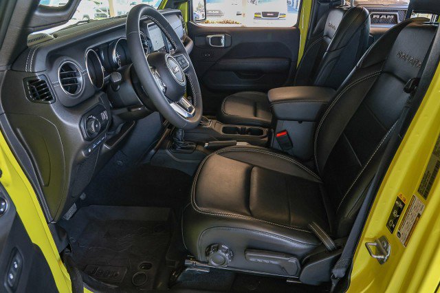 Used 2023 Jeep Wrangler Sahara AWD/4WD image 9
