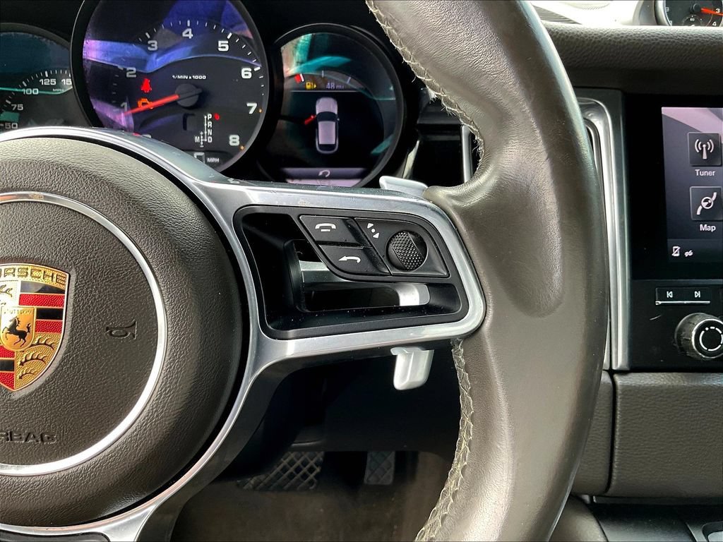 Used 2018 Porsche Macan AWD/4WD image 12